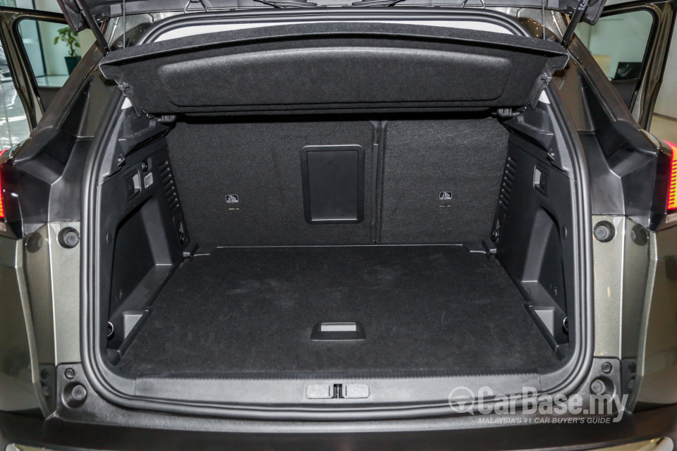 Peugeot 3008 P84 (2017) Interior
