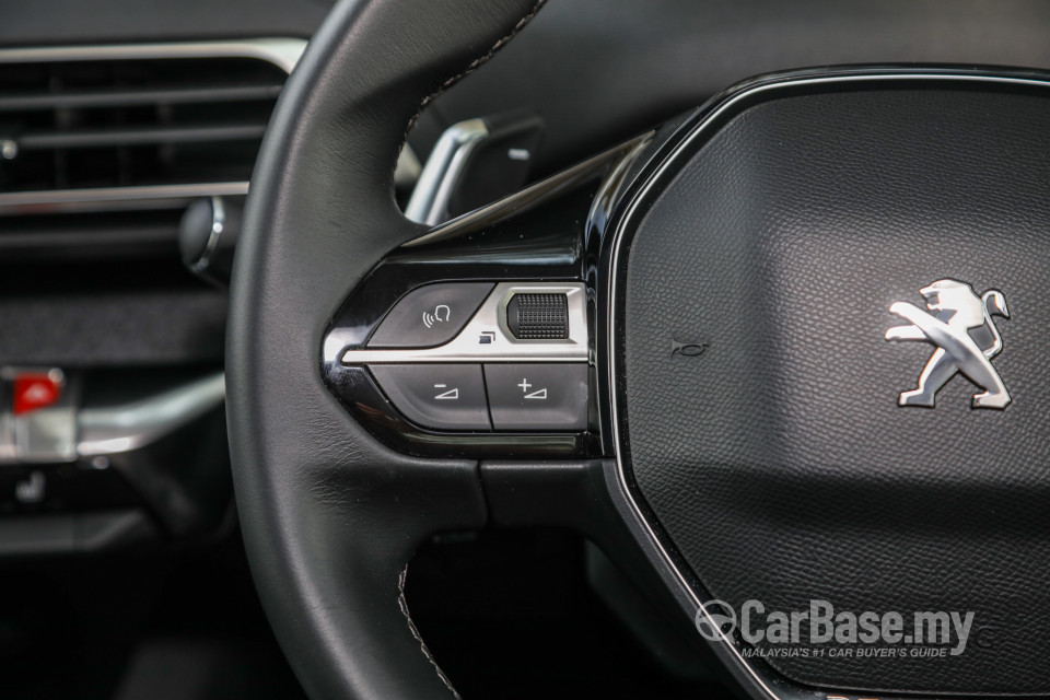 Peugeot 3008 P84 (2017) Interior