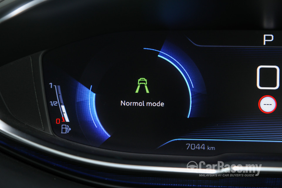 Peugeot 3008 P84 (2017) Interior