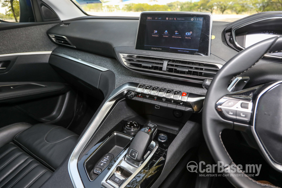 Peugeot 3008 P84 (2017) Interior