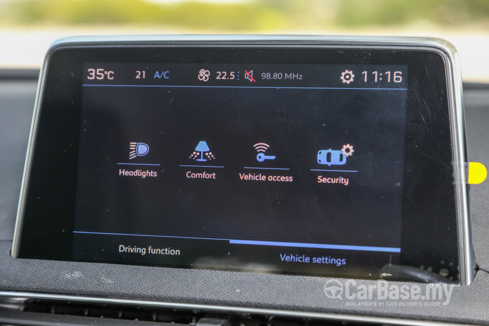 Peugeot 3008 P84 (2017) Interior