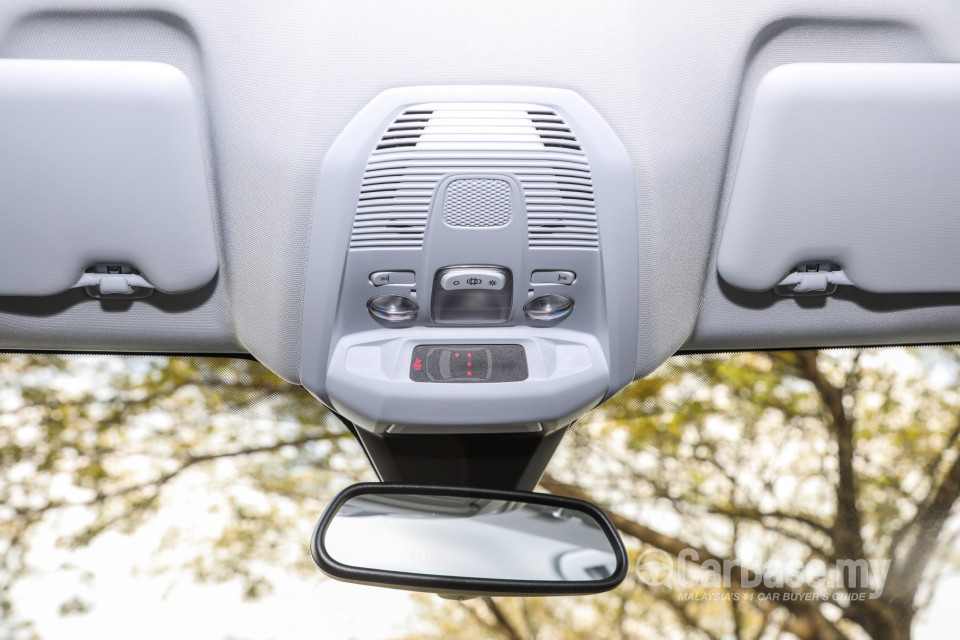 Peugeot 3008 P84 (2017) Interior