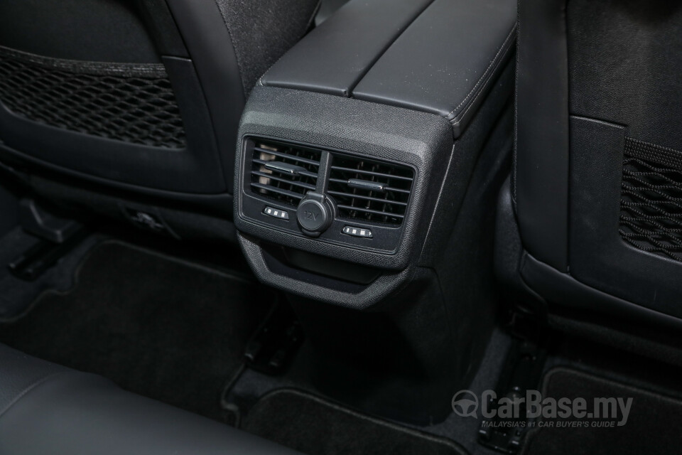 Audi Q5 FY (2019) Interior