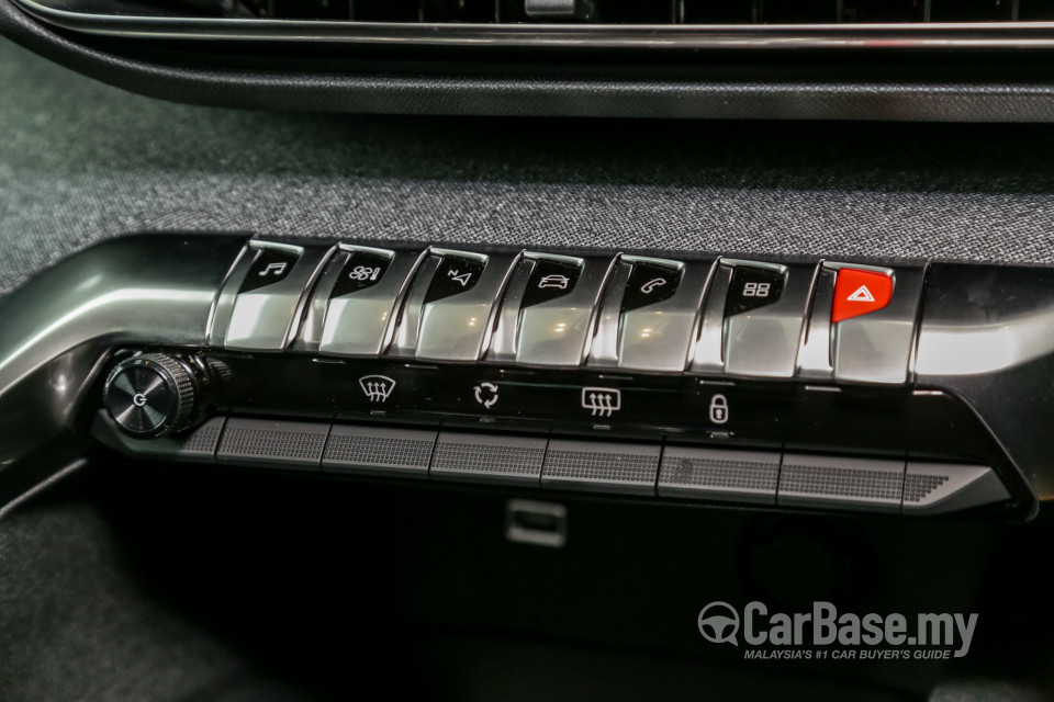 Peugeot 3008 P84 (2017) Interior