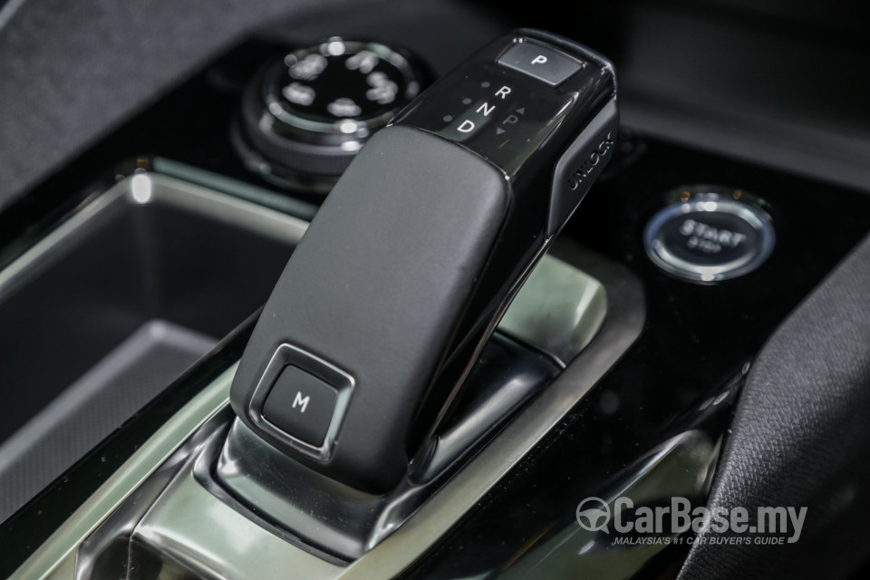 Peugeot 3008 P84 (2017) Interior