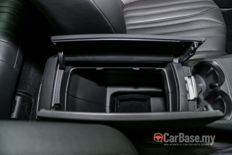 Peugeot 3008 P84 (2017) Interior