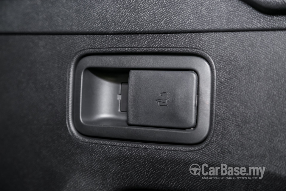 Peugeot 3008 P84 (2017) Interior
