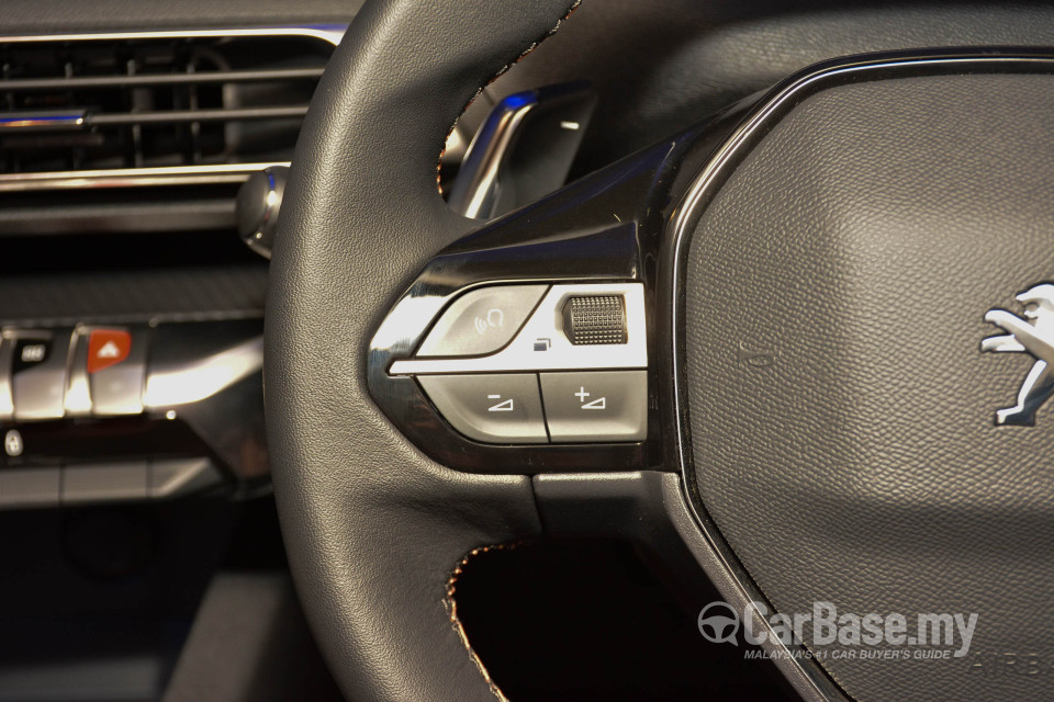 Peugeot 3008 P84 (2017) Interior