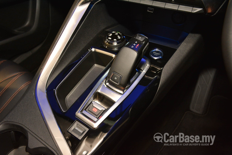 Peugeot 3008 P84 (2017) Interior