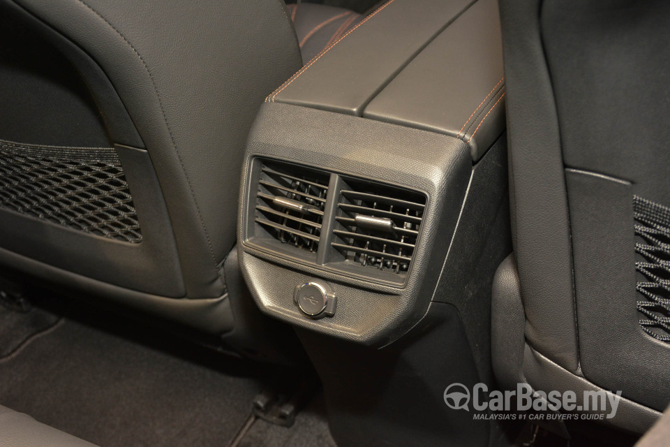 Peugeot 3008 P84 (2017) Interior