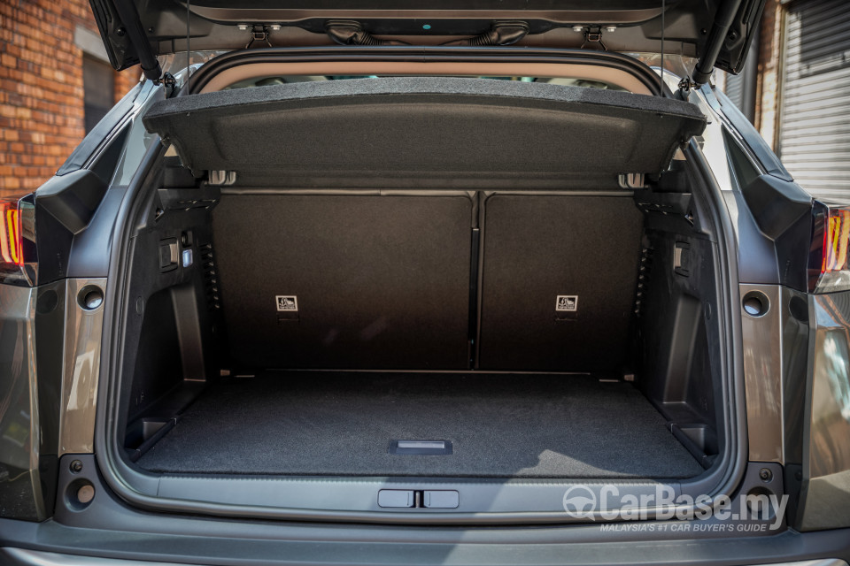 Peugeot 3008 P84 Facelift (2021) Interior