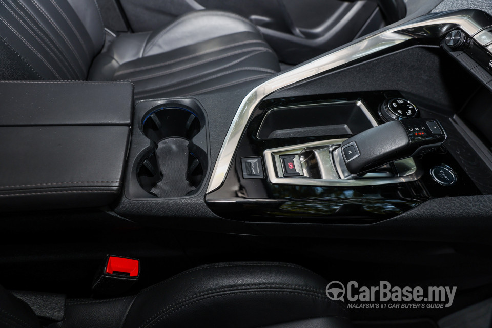 Peugeot 3008 P84 Facelift (2021) Interior
