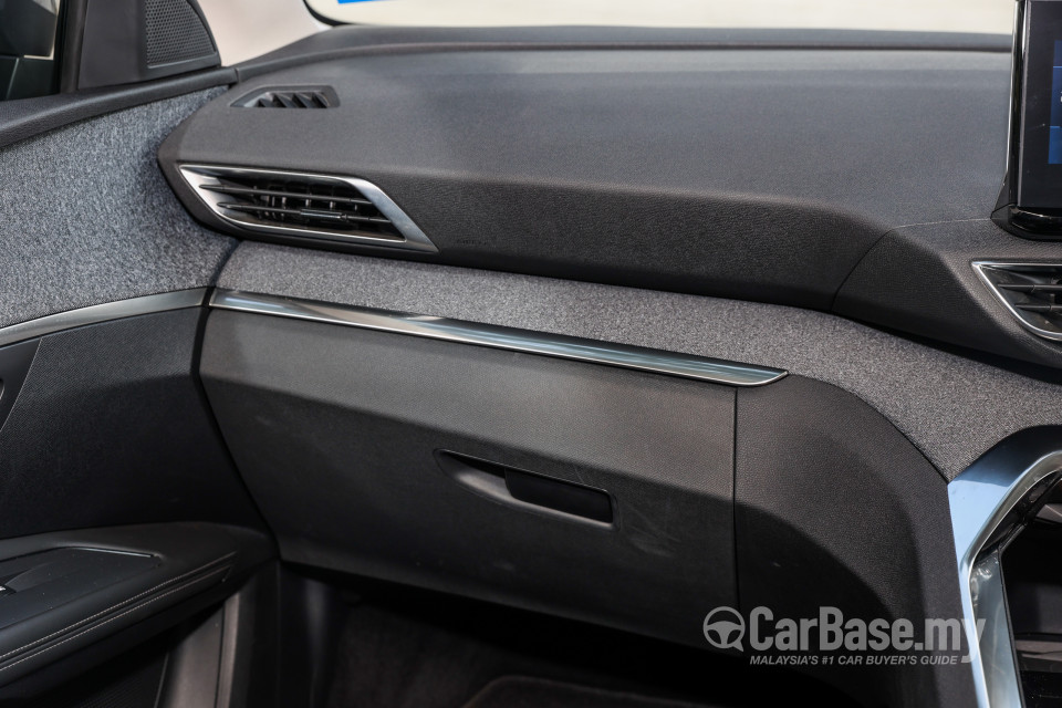 Peugeot 3008 P84 Facelift (2021) Interior