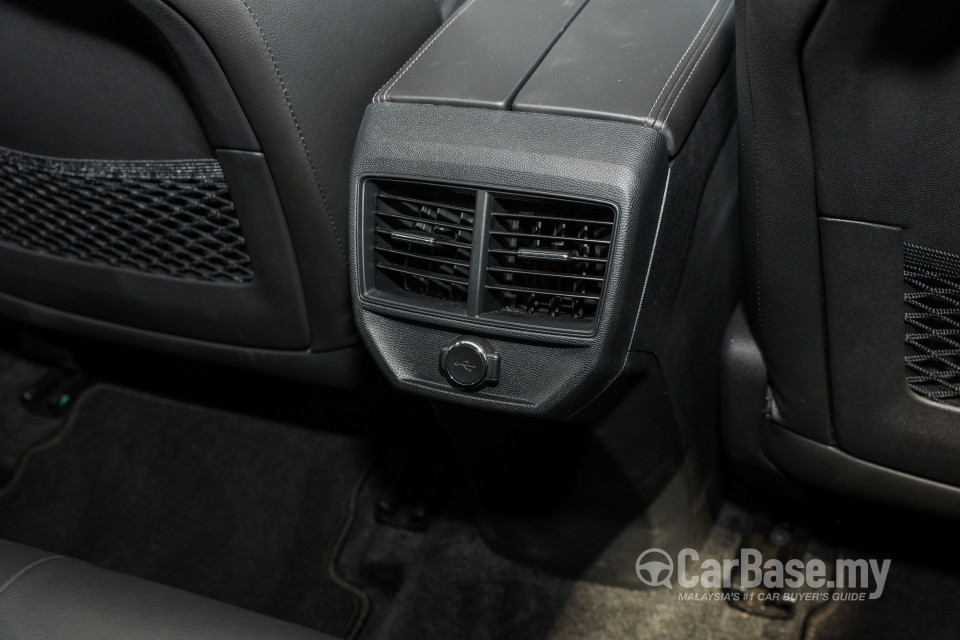 Peugeot 3008 P84 Facelift (2021) Interior