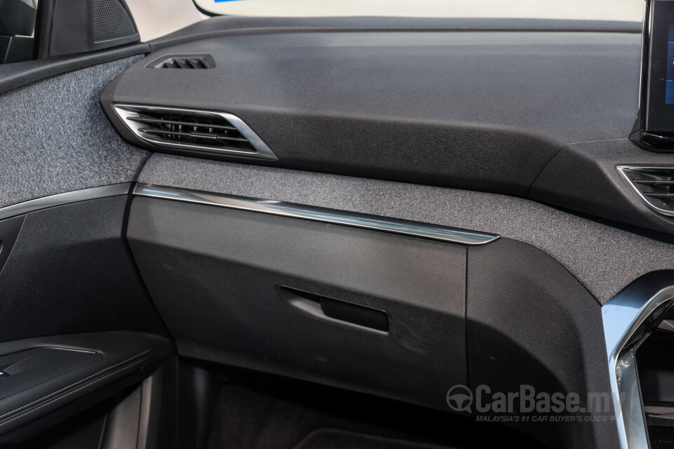 Peugeot 3008 P84 Facelift (2021) Interior