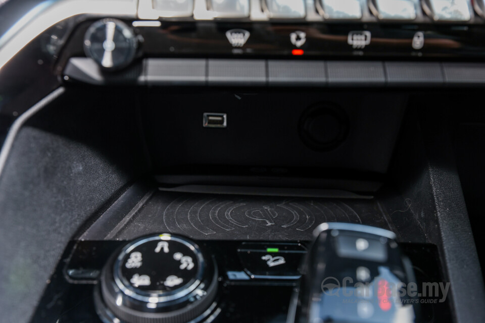 Peugeot 3008 P84 Facelift (2021) Interior