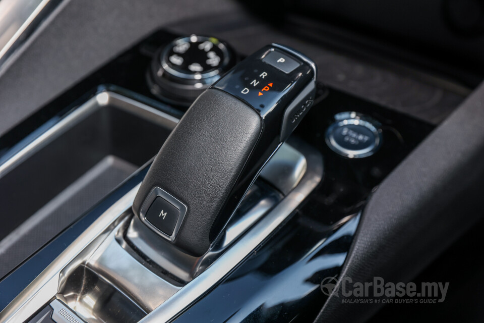 Peugeot 3008 P84 Facelift (2021) Interior