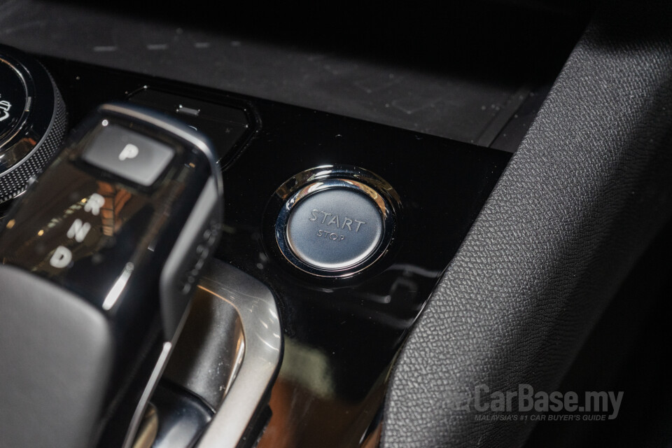 Peugeot 3008 P84 Facelift (2021) Interior