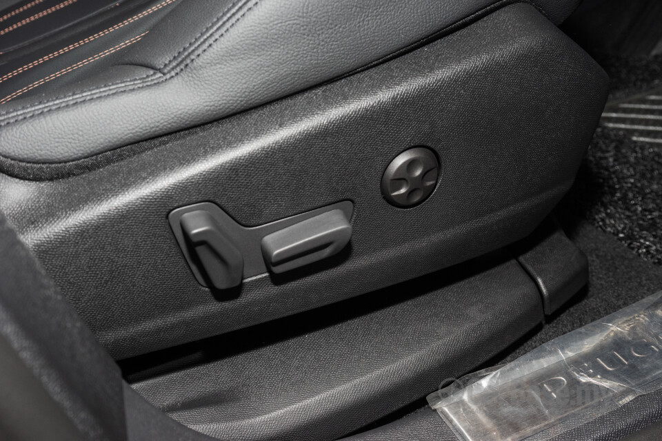 Peugeot 3008 P84 Facelift (2021) Interior