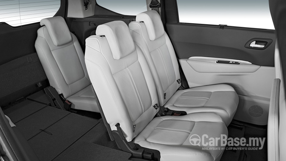 Peugeot 5008 Mk1 (2010) Interior