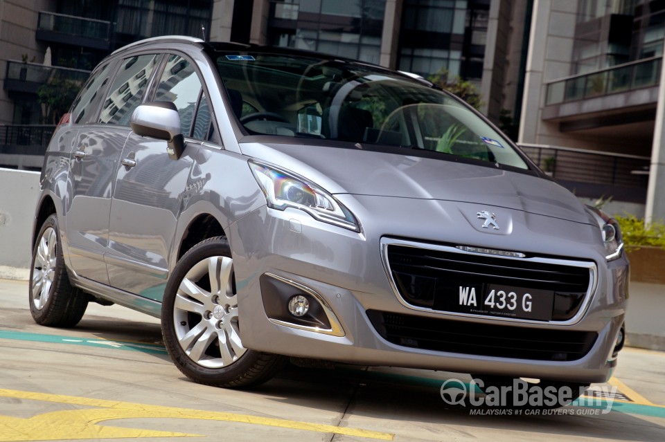 Peugeot 5008 Mk1 Facelift (2014) Exterior