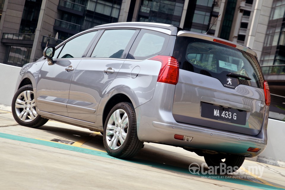 Peugeot 5008 Mk1 Facelift (2014) Exterior