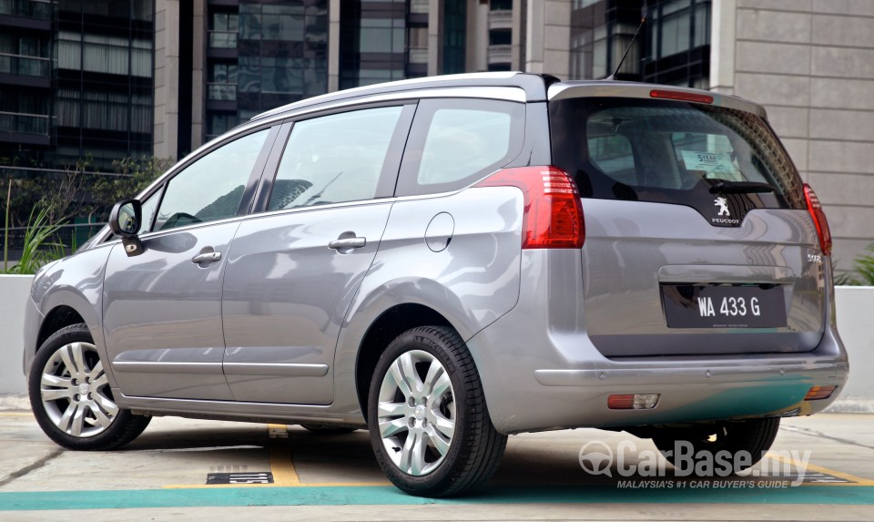 Peugeot 5008 Mk1 Facelift (2014) Exterior