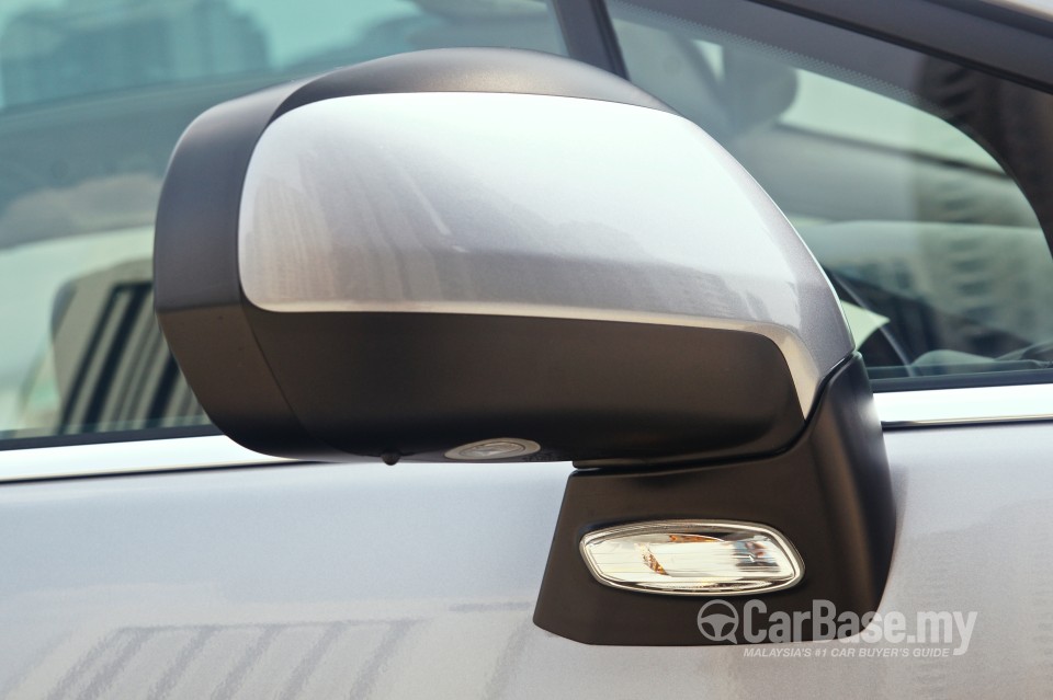 Peugeot 5008 Mk1 Facelift (2014) Exterior