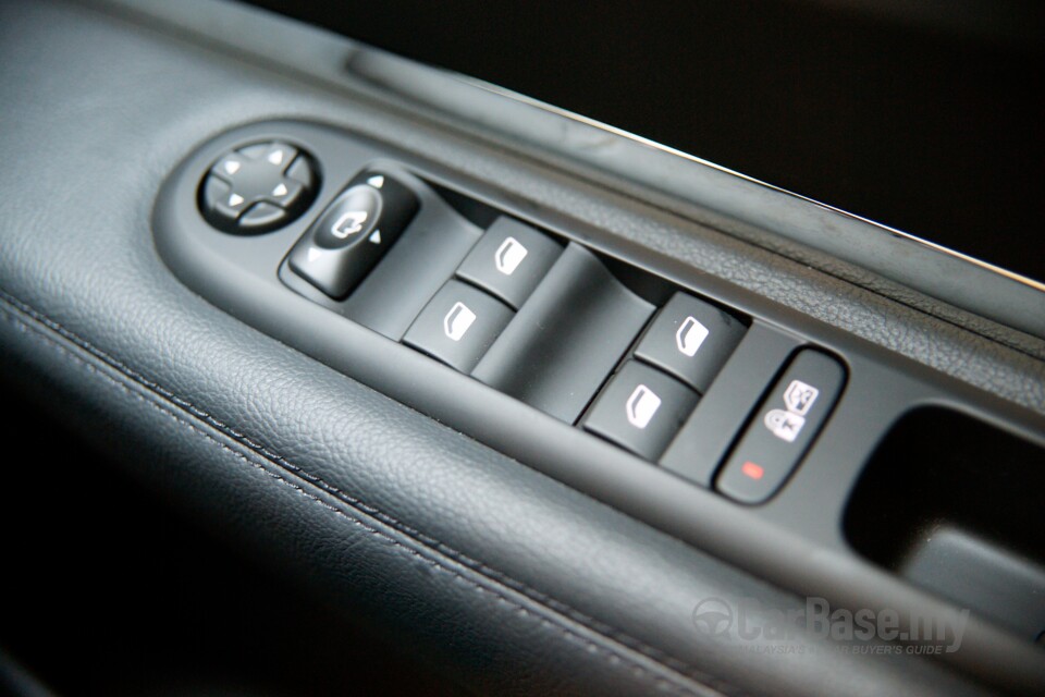 Mitsubishi ASX Mk1 Facelift (2013) Interior