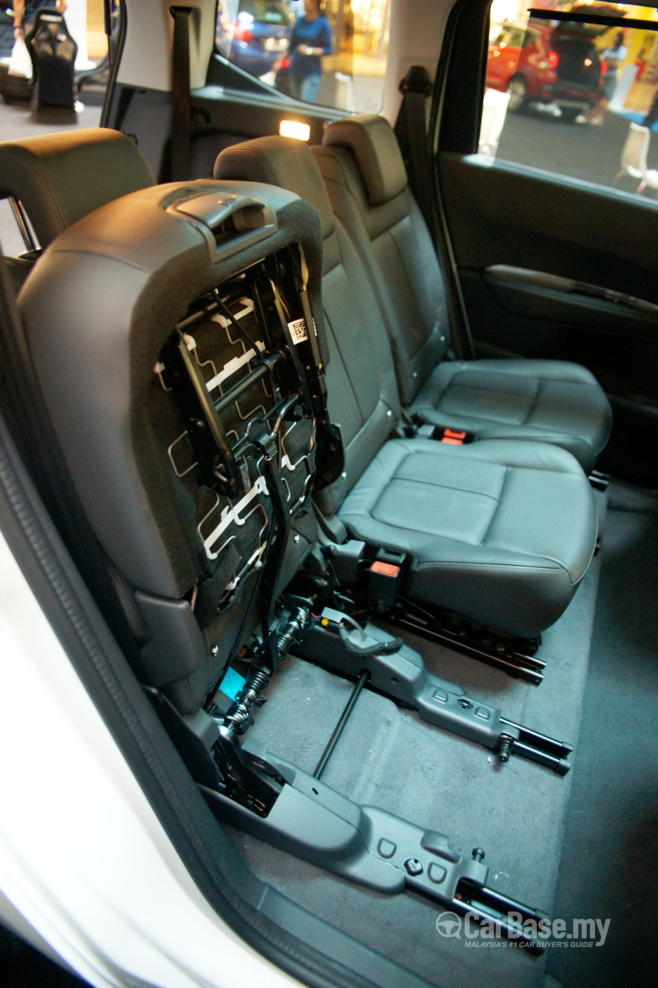 Peugeot 5008 Mk1 Facelift (2014) Interior