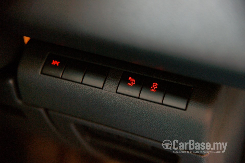 Peugeot 5008 Mk1 Facelift (2014) Interior