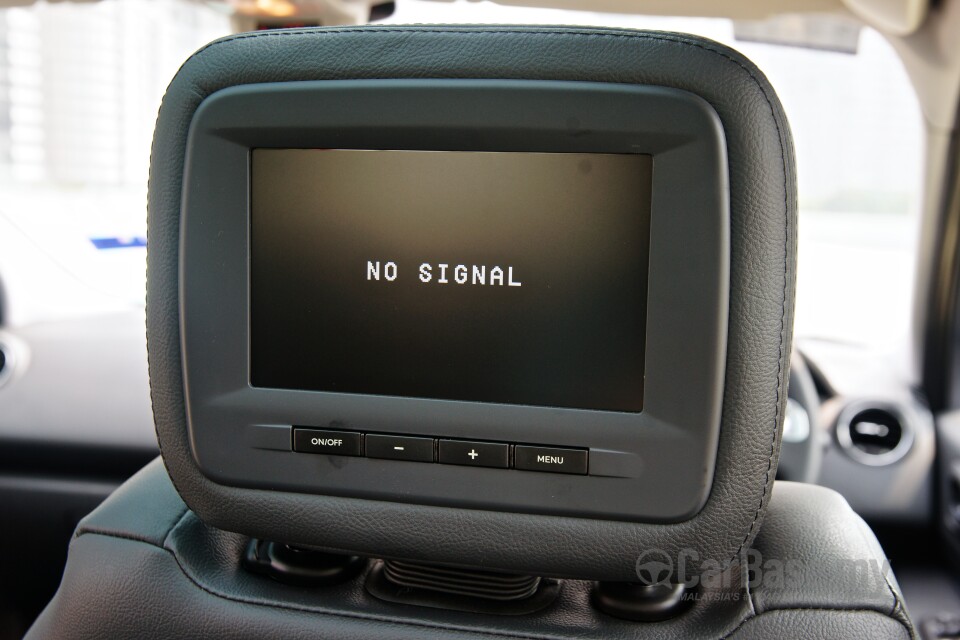 Nissan Navara D23 Facelift (2021) Interior