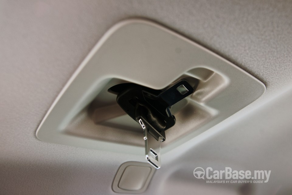 Peugeot 5008 Mk1 Facelift (2014) Interior