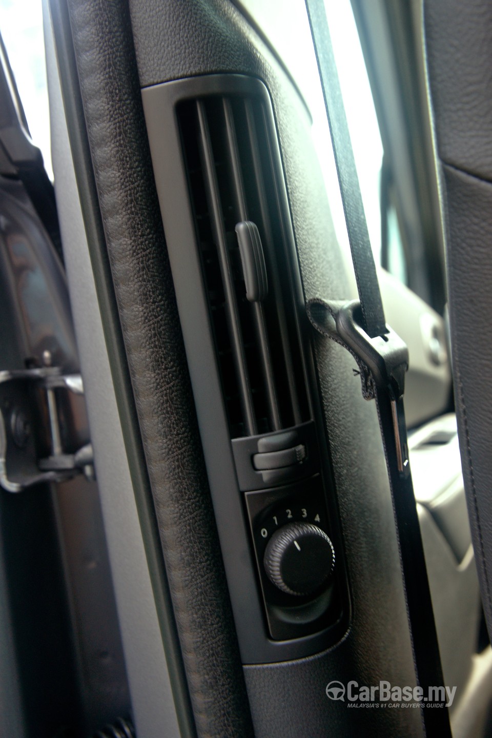 Peugeot 5008 Mk1 Facelift (2014) Interior