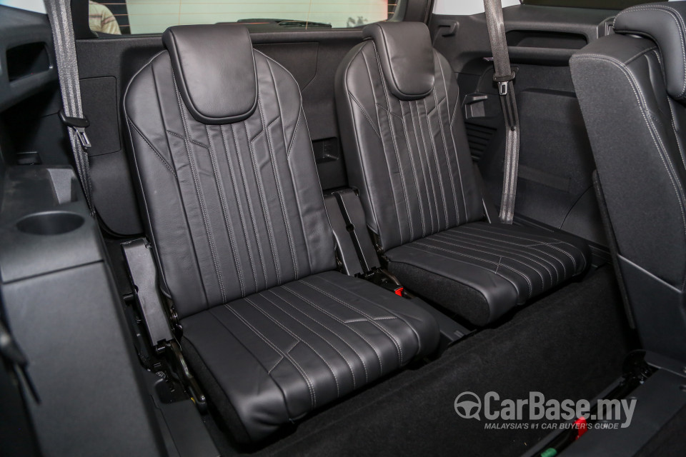 Peugeot 5008 P87 (2018) Interior