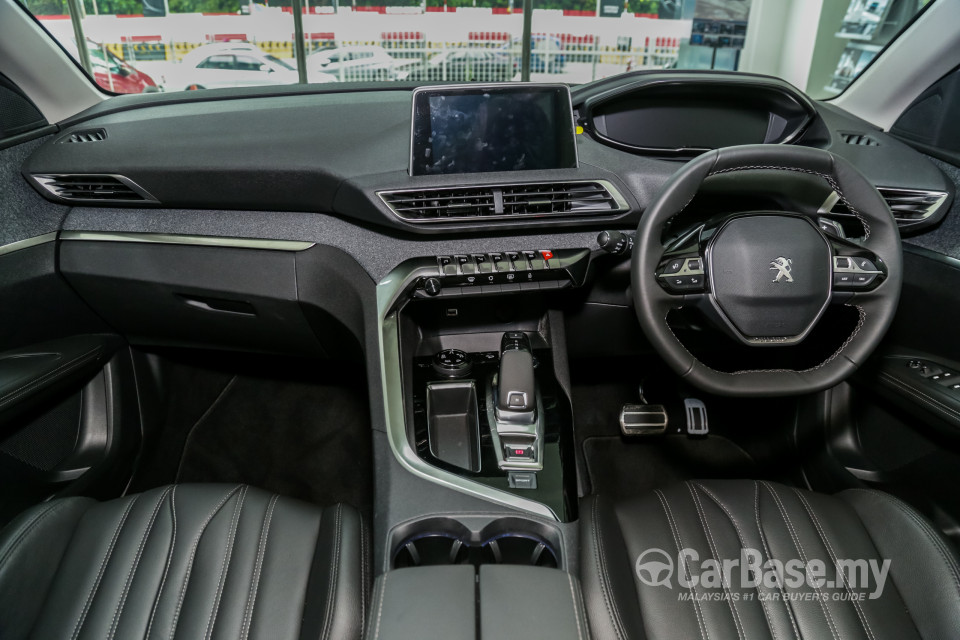 Peugeot 5008 P87 (2018) Interior