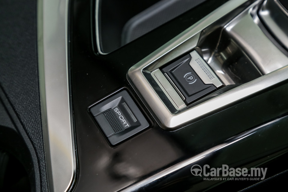 Peugeot 5008 P87 (2018) Interior