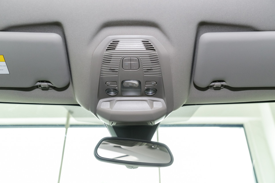 Peugeot 5008 P87 (2018) Interior