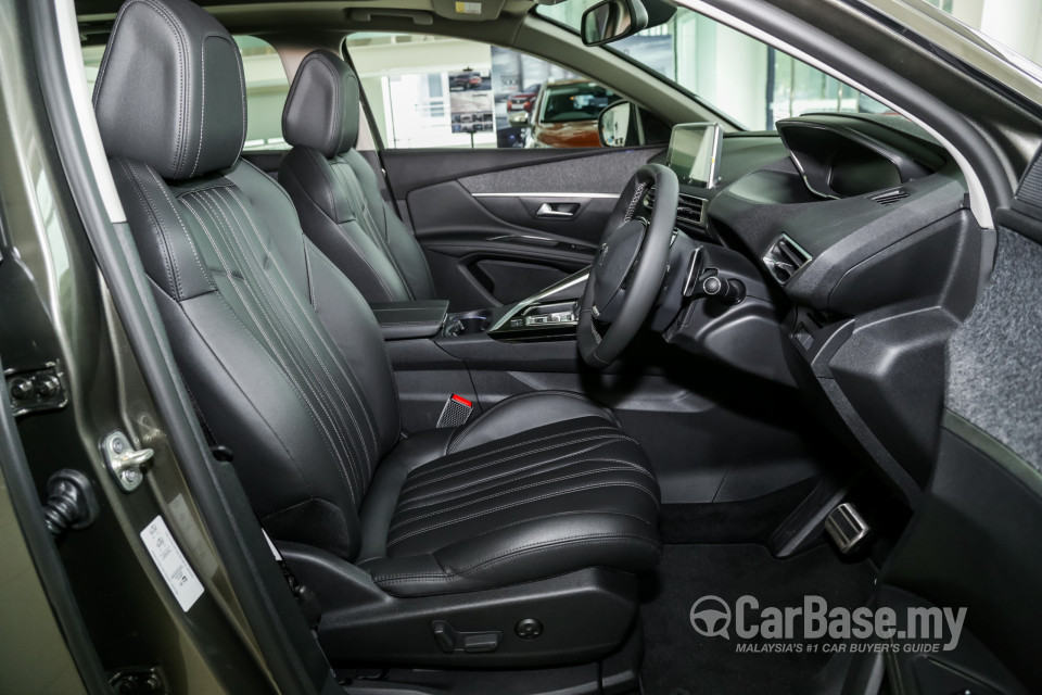 Peugeot 5008 P87 (2018) Interior