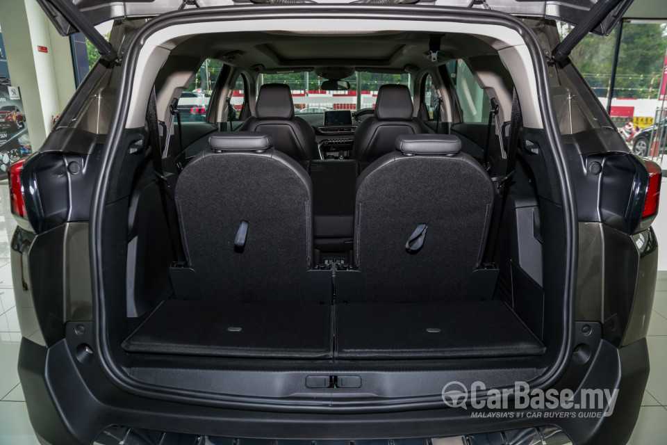 Peugeot 5008 P87 (2018) Interior