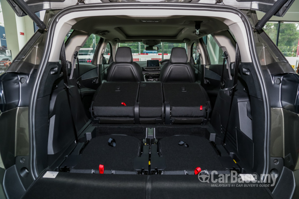 Peugeot 5008 P87 (2018) Interior
