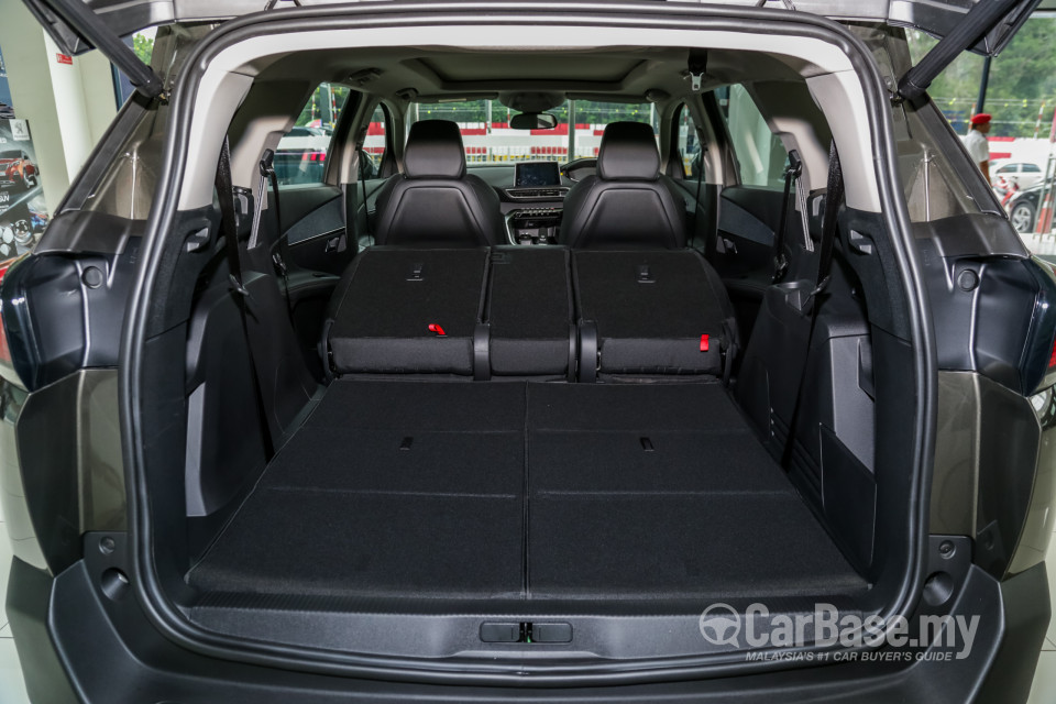 Peugeot 5008 P87 (2018) Interior
