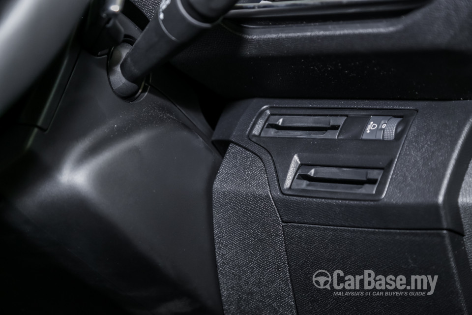 Peugeot 5008 P87 (2018) Interior