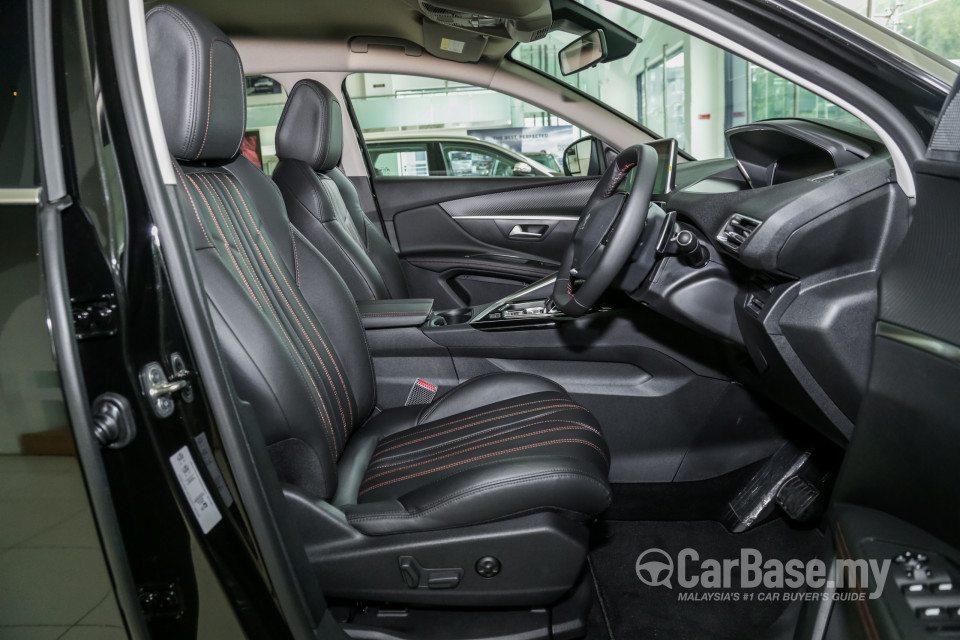 Peugeot 5008 P87 (2018) Interior