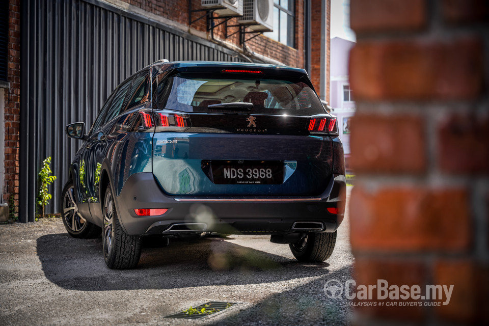Peugeot 5008 P87 Facelift (2021) Exterior