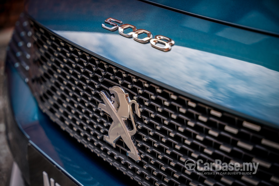 Peugeot 5008 P87 Facelift (2021) Exterior