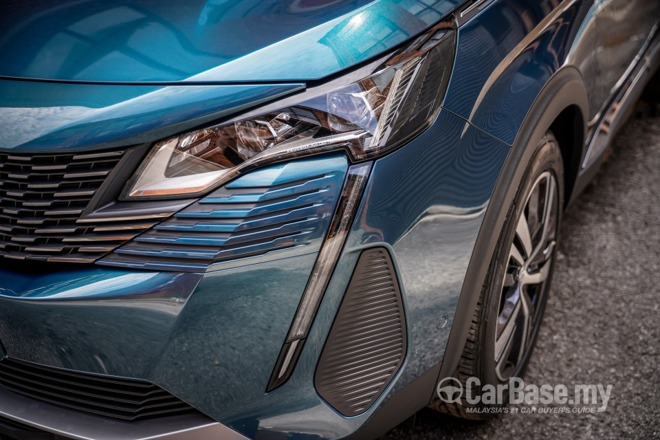 Peugeot 5008 P87 Facelift (2021) Exterior