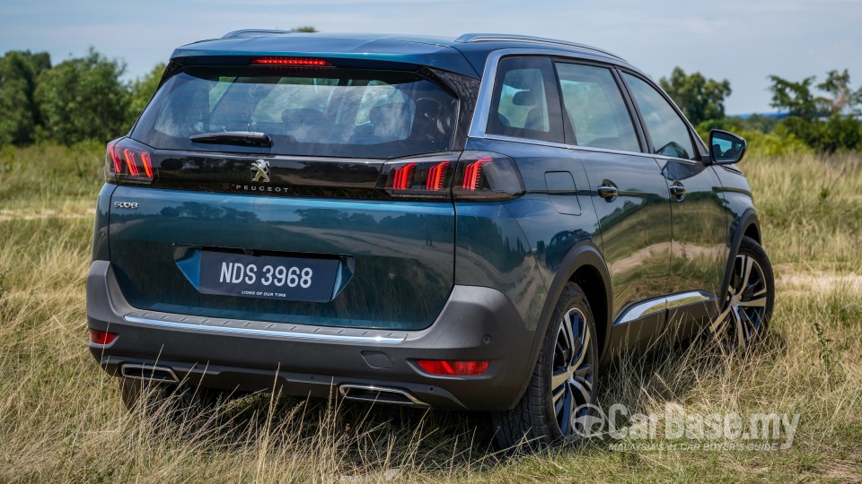 Peugeot 5008 P87 Facelift (2021) Exterior