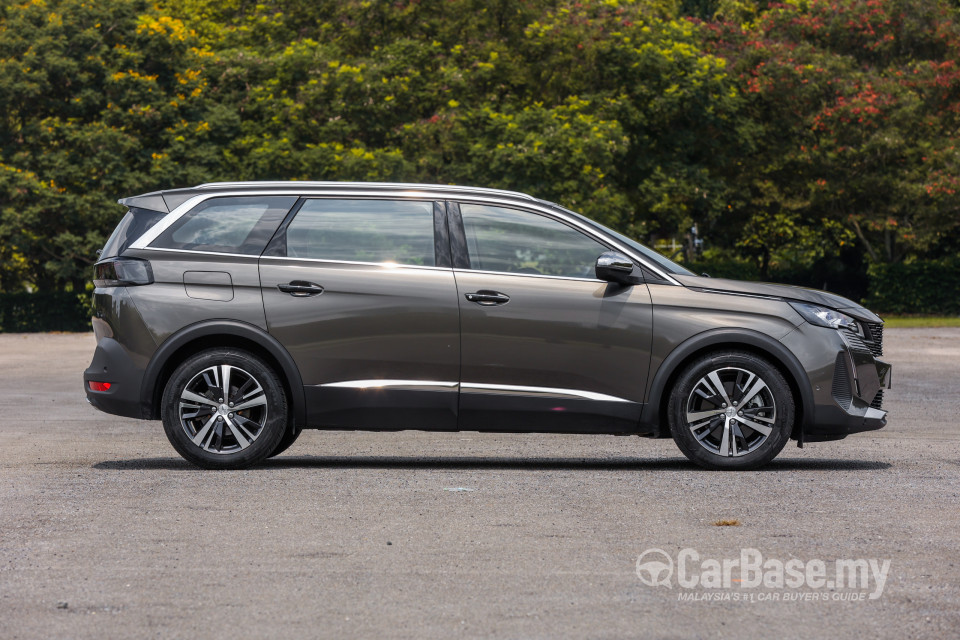 Peugeot 5008 P87 Facelift (2021) Exterior