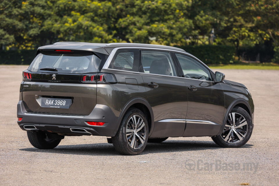 Peugeot 5008 P87 Facelift (2021) Exterior
